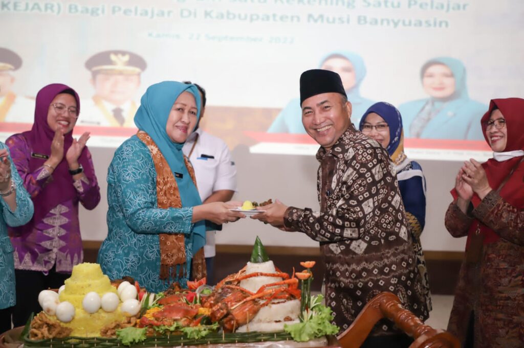 F04E3370-A340-462A-8F1D-5D6ACB2DADF1